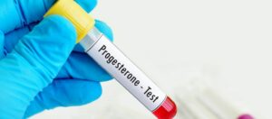 Progesteron Hormonu Nedir Что такое гормон прогестерон? Прогестерон и его недостаточность